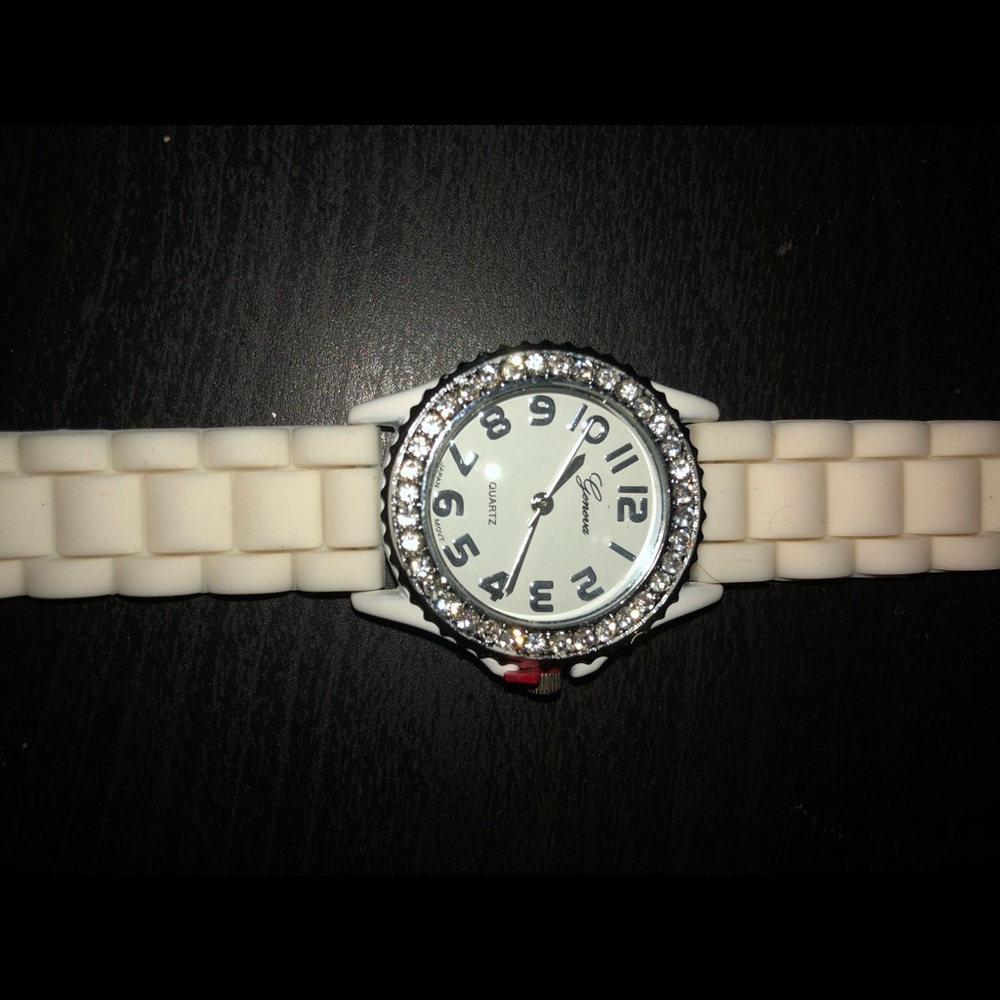 NWOT white rubber watch
